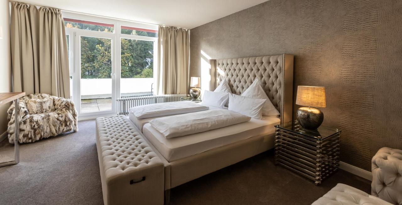 Hotel Luisenpark Бад Бергцаберн Екстериор снимка